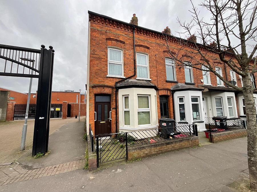 79 Bloomfield Avenue, Belfast, BT5 5AA