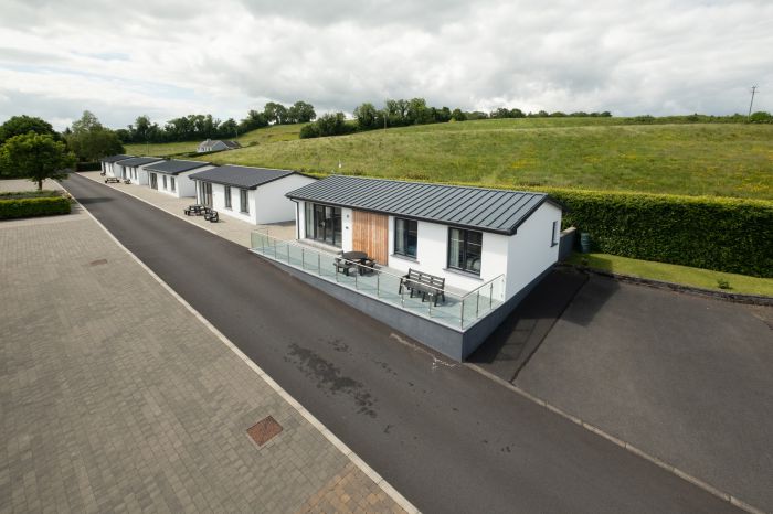2E Tullybay Marina, Derrygonnelly, BT93 7DX