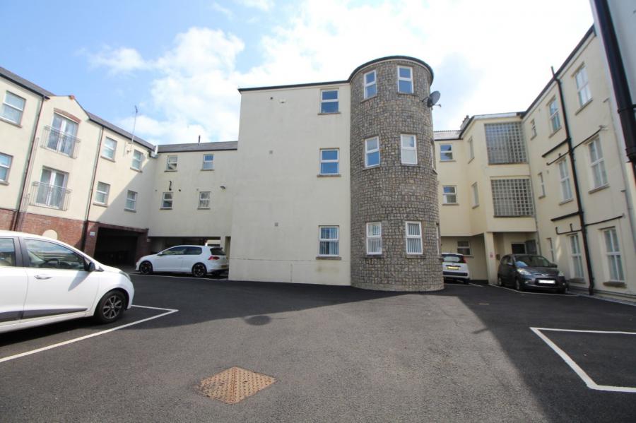 Apartment 5, Cheston Close, Carrickfergus, County Antrim, BT38 7FL