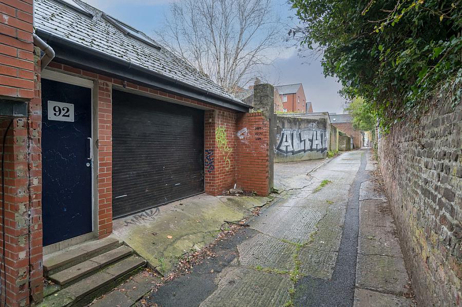 Garage At Eglantine Avenue, Belfast, Belfast, BT9 6EU