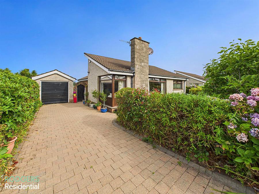 17 Carolsteen Avenue, Helens Bay, BT19 1LJ