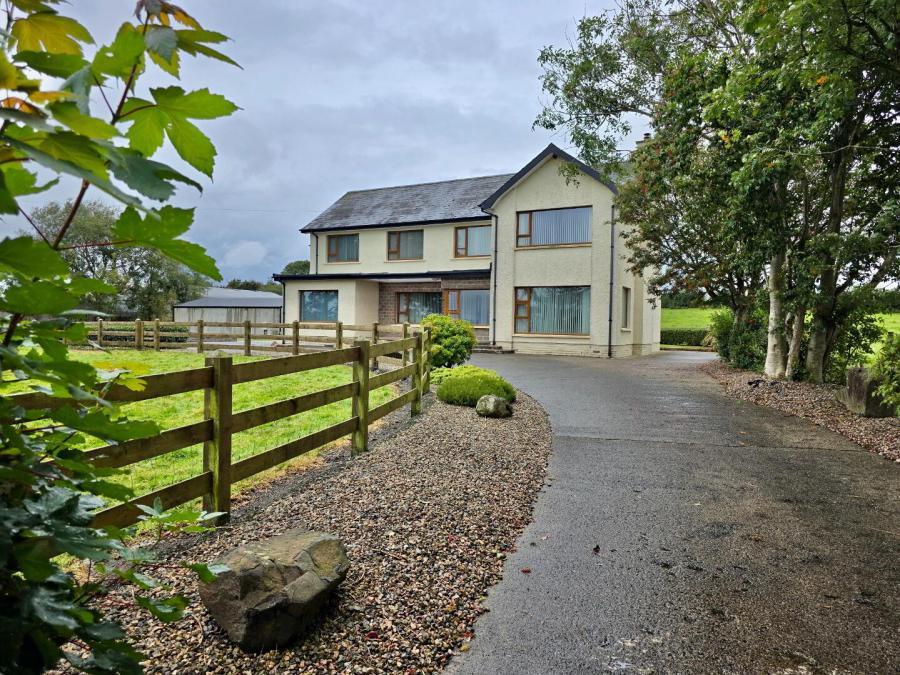 Mullaghdubh, 54 Ballykenver Road, Armoy, Ballymoney, BT53 8TR