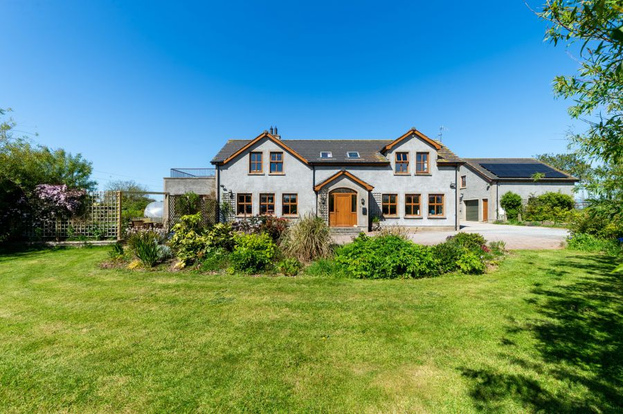 10 Upper Ballygelagh Road, Ardkeen, BT22 1JH