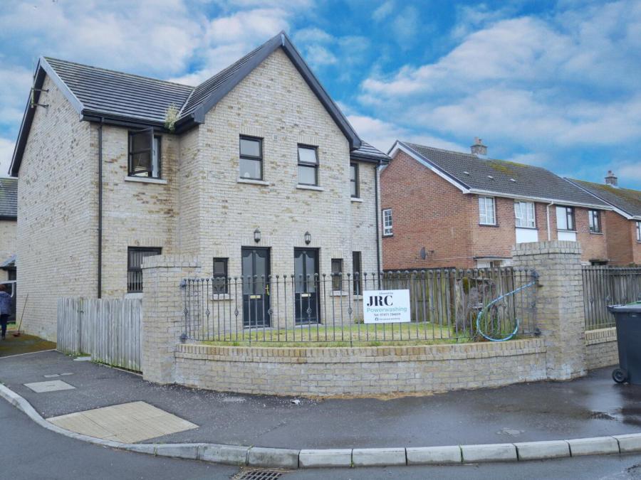 8 Station Court, Kesh, BT93 1UA
