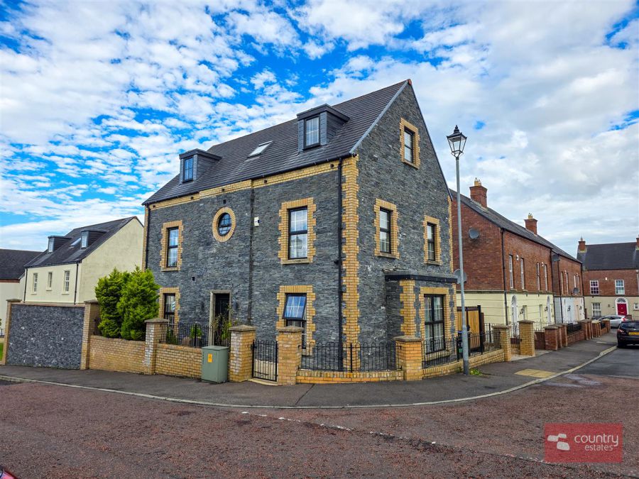 99 Blackrock Square, Newtownabbey, BT36 4NS