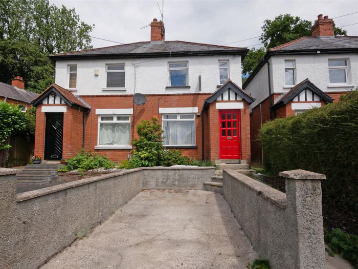 95 Old Milltown Road, Belvoir Park, Shaws Bridge, Belfast, BT8 7SP