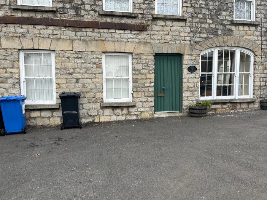 1 Castle Lane, Caledon, BT68 4UD