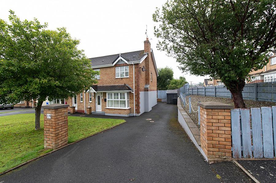 19 Cathedral View, Downpatrick, BT30 6DL