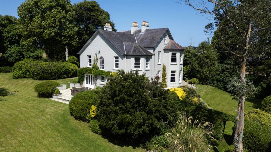 Ballywooley House, 173 Crawfordsburn Road, Crawfordsburn, BT19 1BT