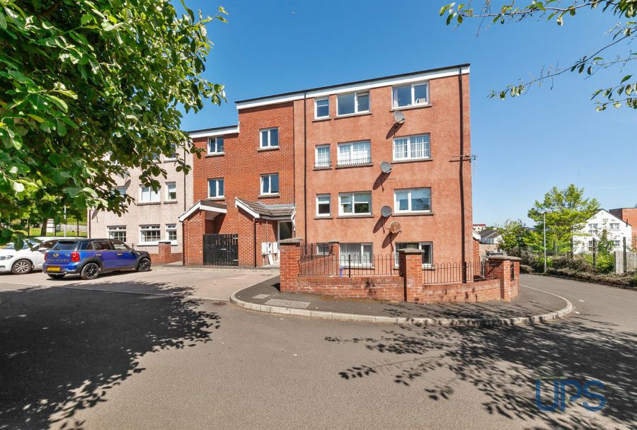 17 Broom Park Heights, Twinbrook, Belfast, BT17 0JJ