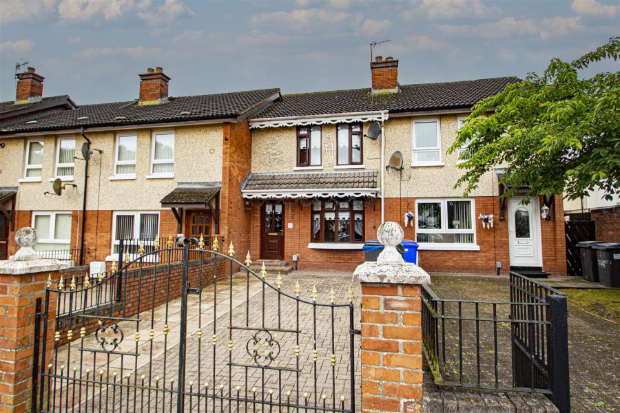 10 Gweedore Crescent, Lenadoon, Belfast, BT11 9QW