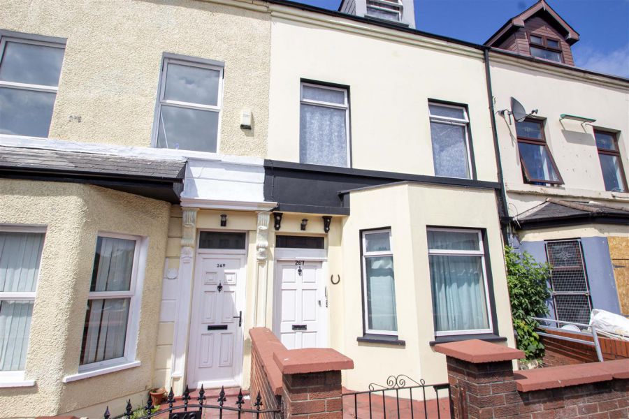 2 Self Contained Apts and Double Bedroom, 267&267A Falls Road, Falls, Falls Road, BT12 6FD