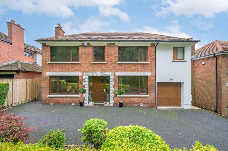 94 Old Holywood Road, Belmont, Belfast, BT4 2HP