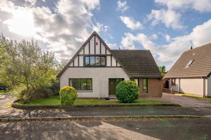 9 Regency Park, Bangor, BT19 6WX