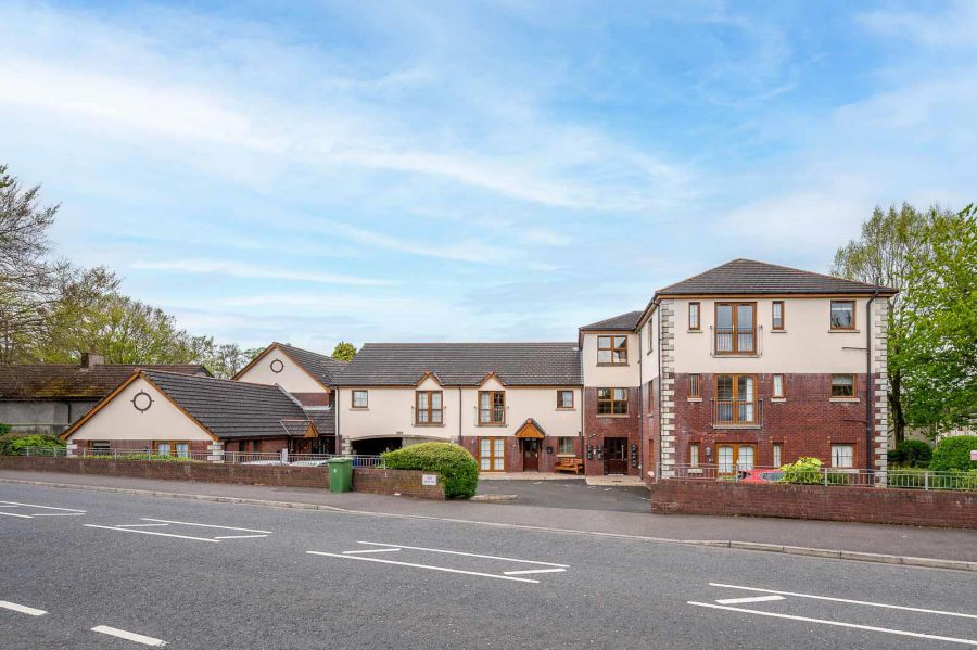 Flat 2 244 Clandeboye Road, Bangor, BT19 1QB