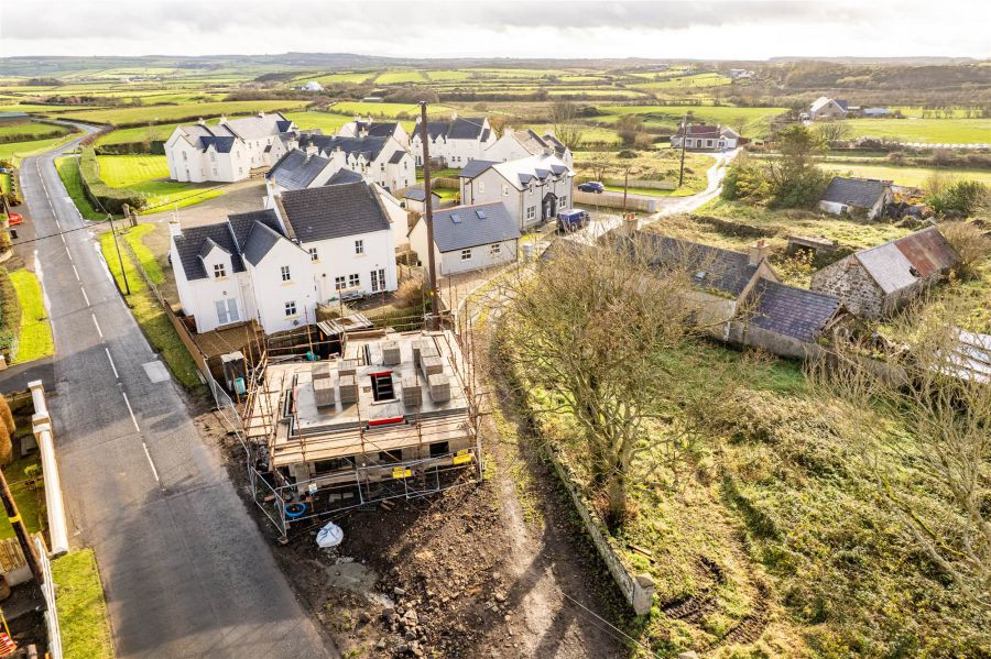 Ballyallaght Farmyard Cottages, 268A Whitepark Road, Bushmills, BT57 8PY