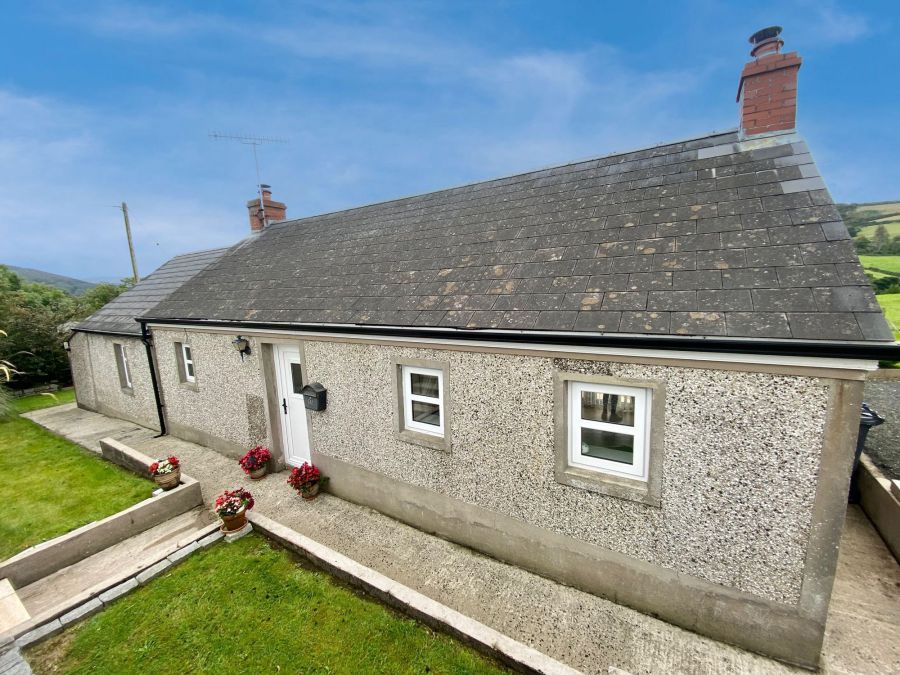 55 Glenshesk Road, Ballycastle, BT54 6PY