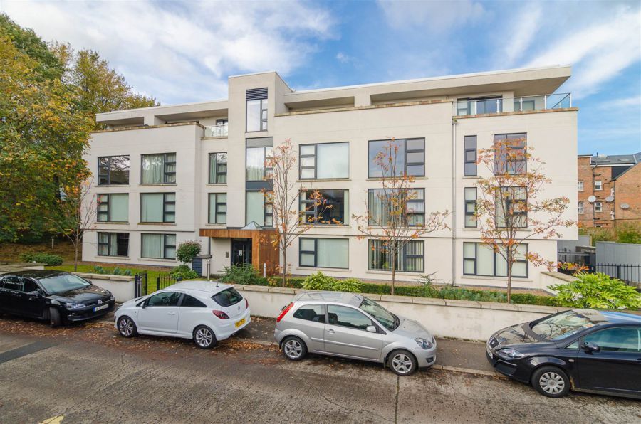 Apt 10 Stratfield House, Wellington Park Terrace, Belfast, BT9 6DR
