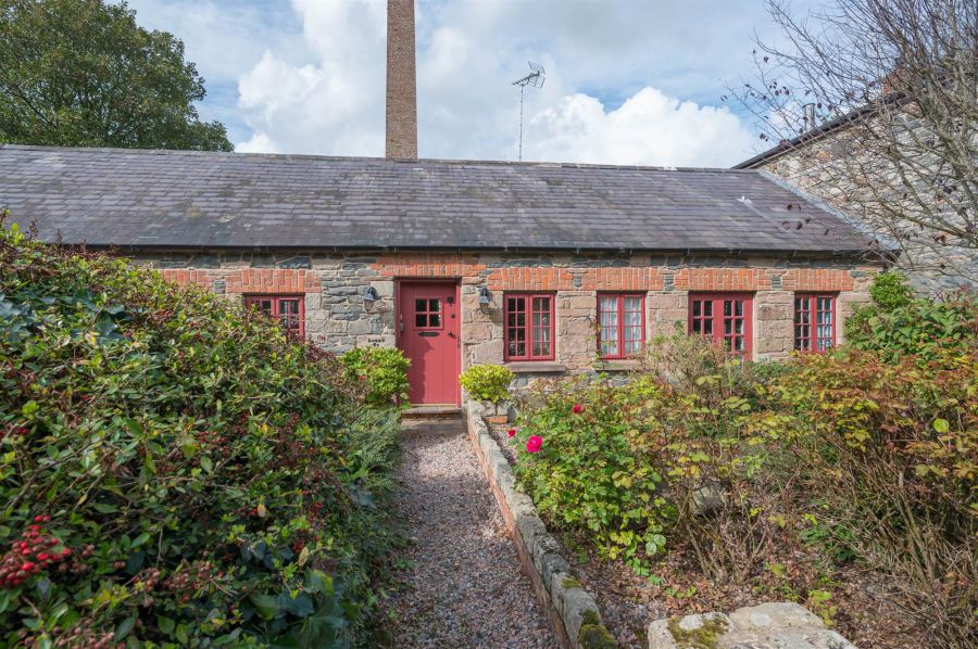 6B Cunningburn Road, Newtownards, BT22 2AN