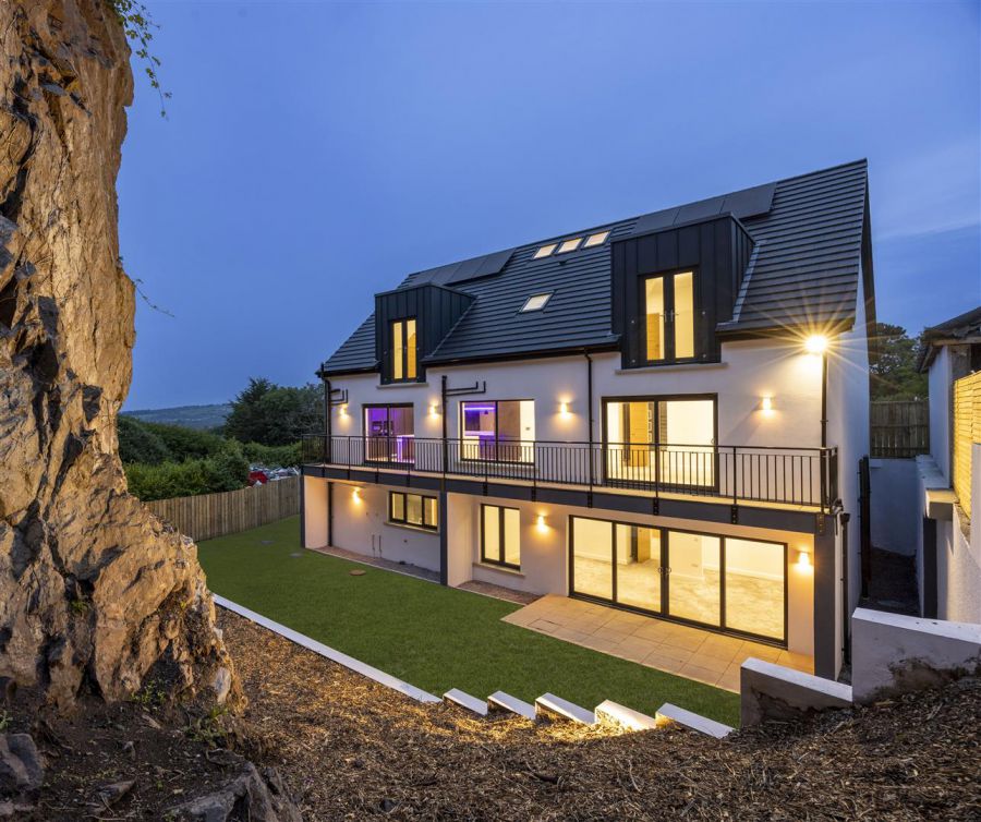 Quarry Manor 9 Middle Braniel Road, Gilnahirk, Belfast, BT5 7TU
