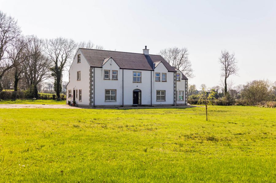 31B Lough Road, Ballinderry Upper, Lisburn, BT28 2JY