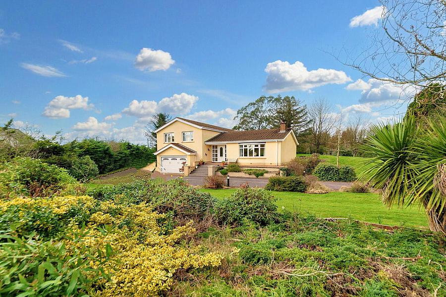 24 Crossgar Road East, Downpatrick, BT30 9ER