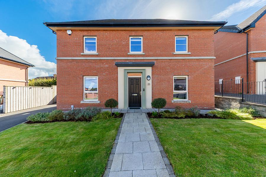 33 Lynn Hall Place, Bangor,