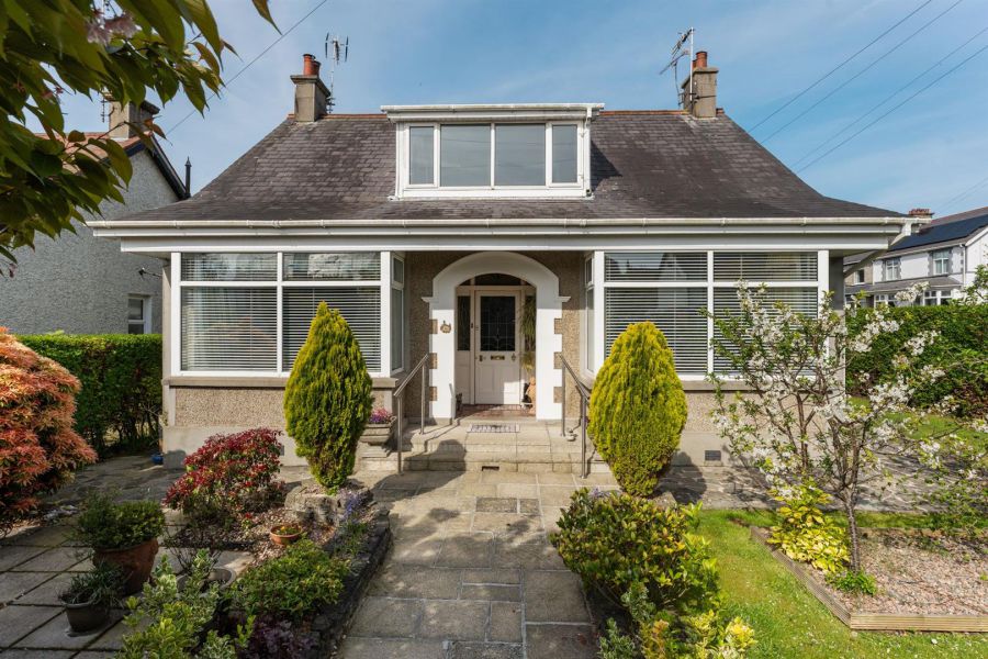 16 Osborne Drive, Bangor, BT20 3DH