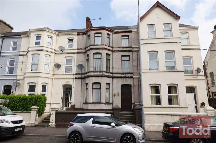 20 Curran Road, Larne, BT40 1BU