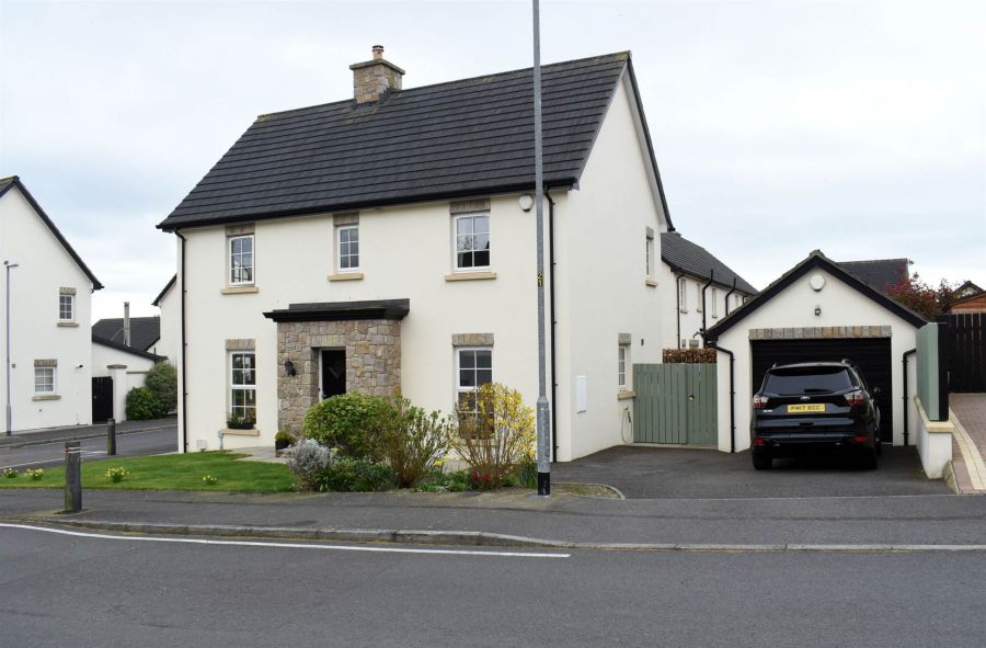 14 Tullynagardy Avenue, Newtownards, BT23 4ZE