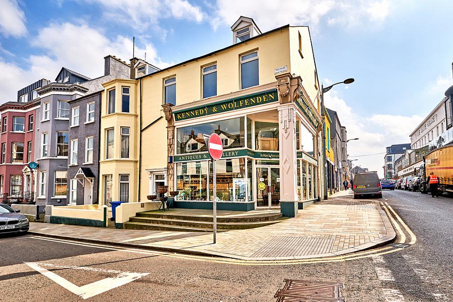 86 Main Street & 2 Bath Street, Portrush, BT56 8BN