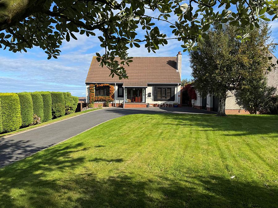 1 Cairnbeg Park, Larne, BT40 1UB