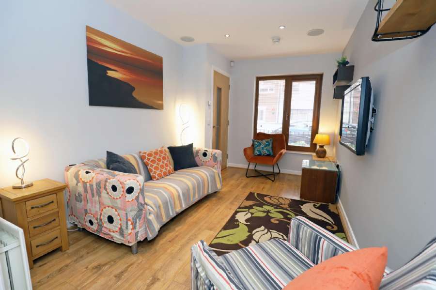 8 Hyndford Street, Bloomfield, Belfast, BT5 5EN