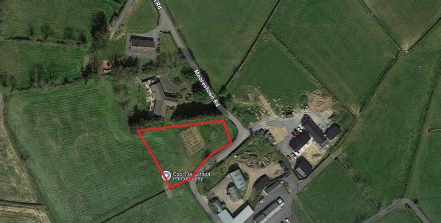 Approx 25m S Of, 22 Moorestown Road, Banbridge, BT32 4PN